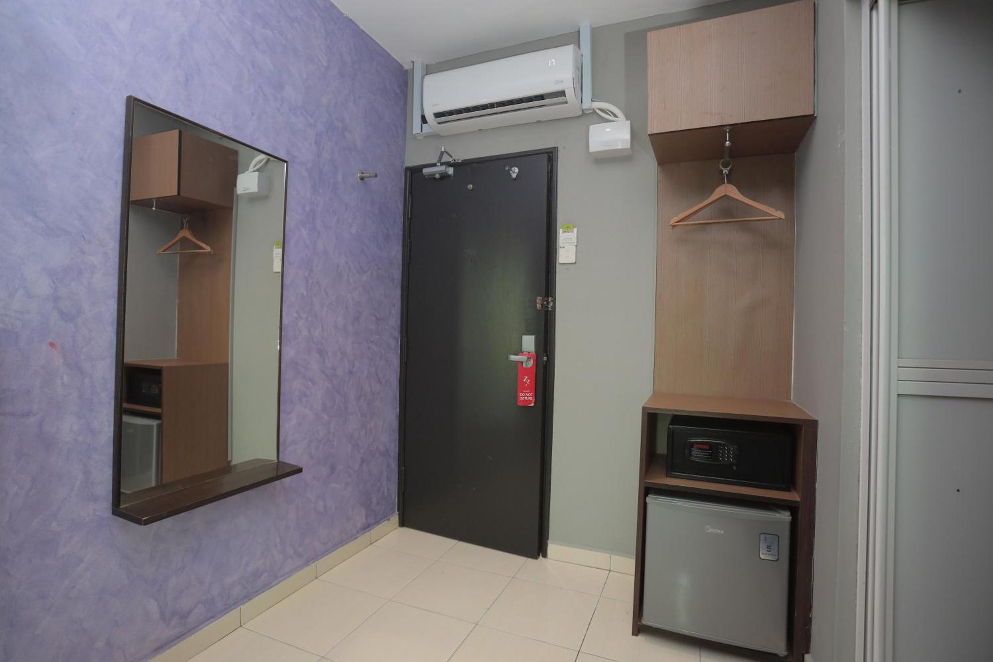 Dj Citi Point Hotel Куала Теренгану Екстериор снимка